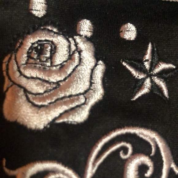 Westerncowgirl romper costume. Includes short romper, a chain belt andbandanna. - Picture 4 of 12